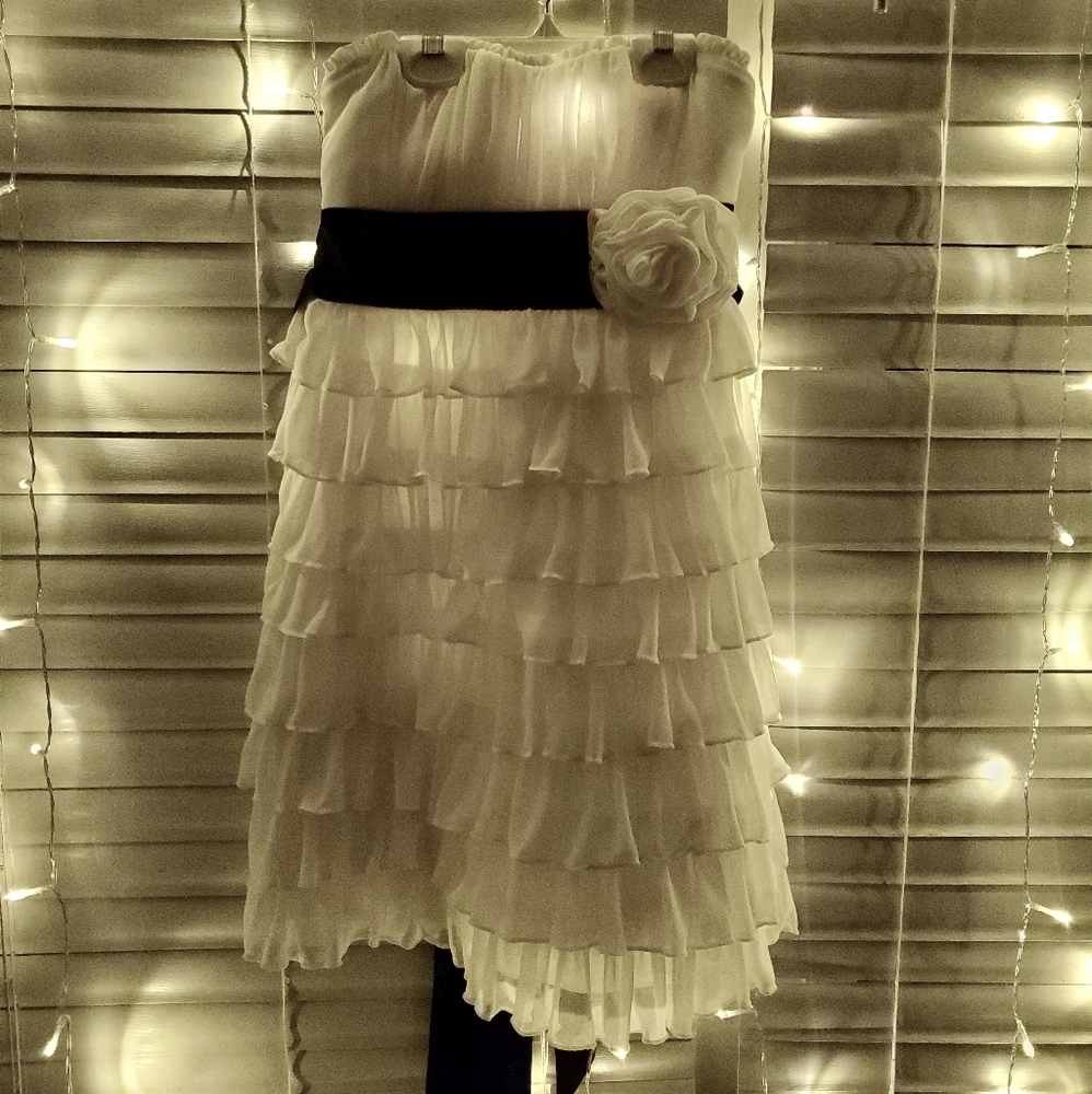 Strapless ruffle dress